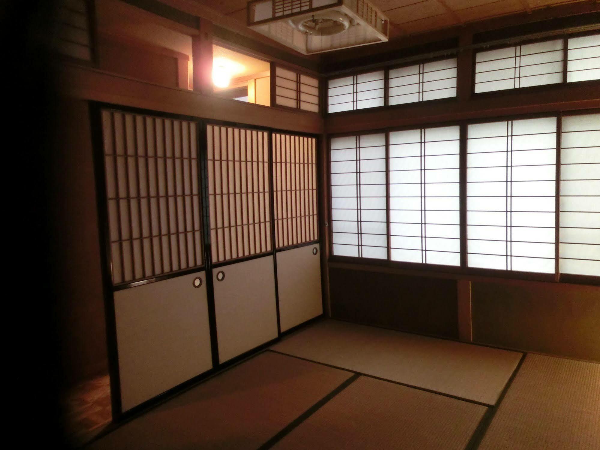 Hotel Takayama Ninja House Exterior foto
