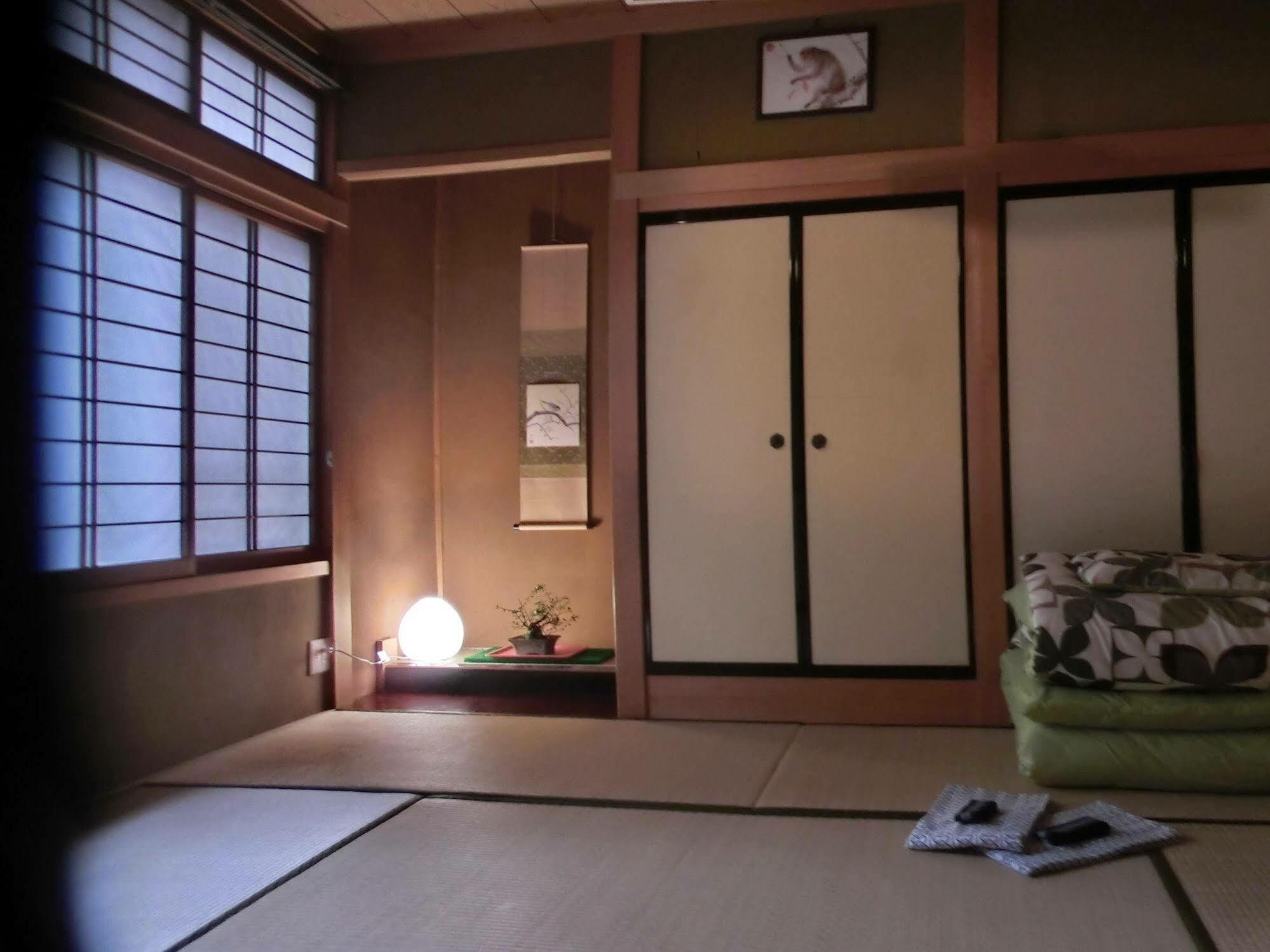 Hotel Takayama Ninja House Exterior foto