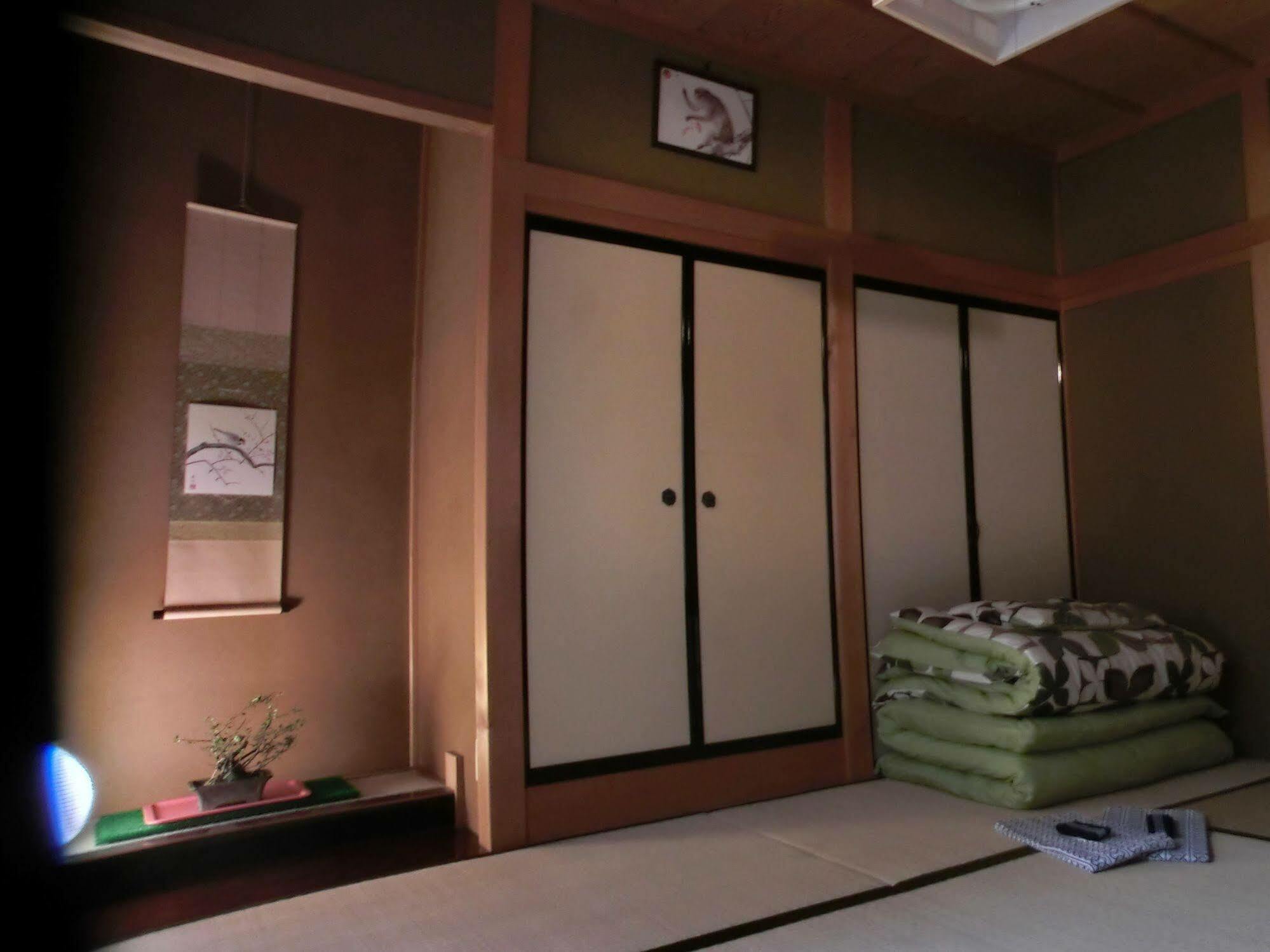 Hotel Takayama Ninja House Exterior foto